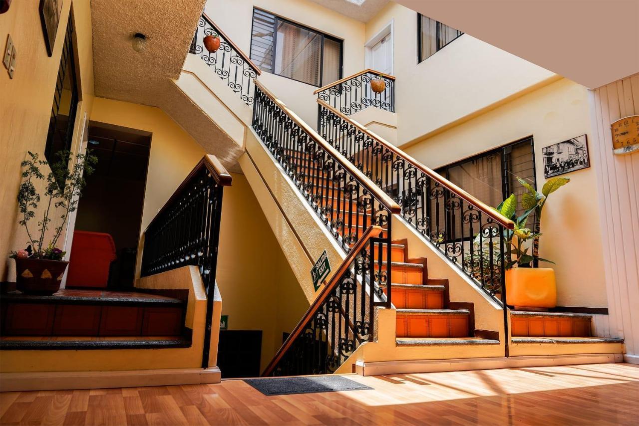 Hotel Mariscal Inn & Suite Cuenca Buitenkant foto